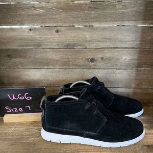 Mens UGG Black Suede Leather Lace Up Ankle Chukka Boots Size‎ 7 M GUC